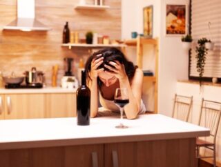 Związek między alkoholem a zaburzeniami snu – co warto wiedzieć?